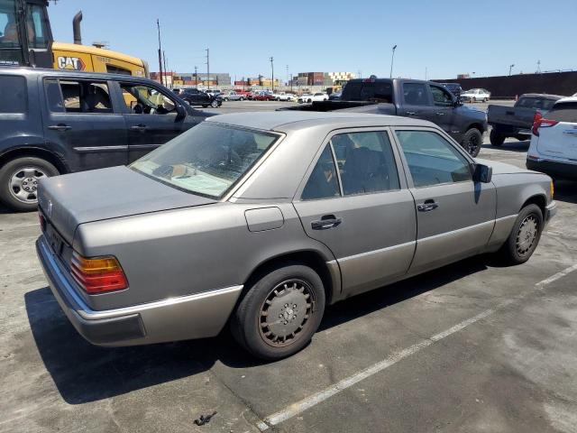 Vin: wdbea30d5lb235704, lot: 59443215, mercedes-benz 300-class e 19903