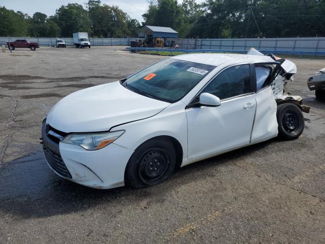 Vin: 4t4bf1fkxfr495462, lot: 60330745, toyota camry le 2015 img_1