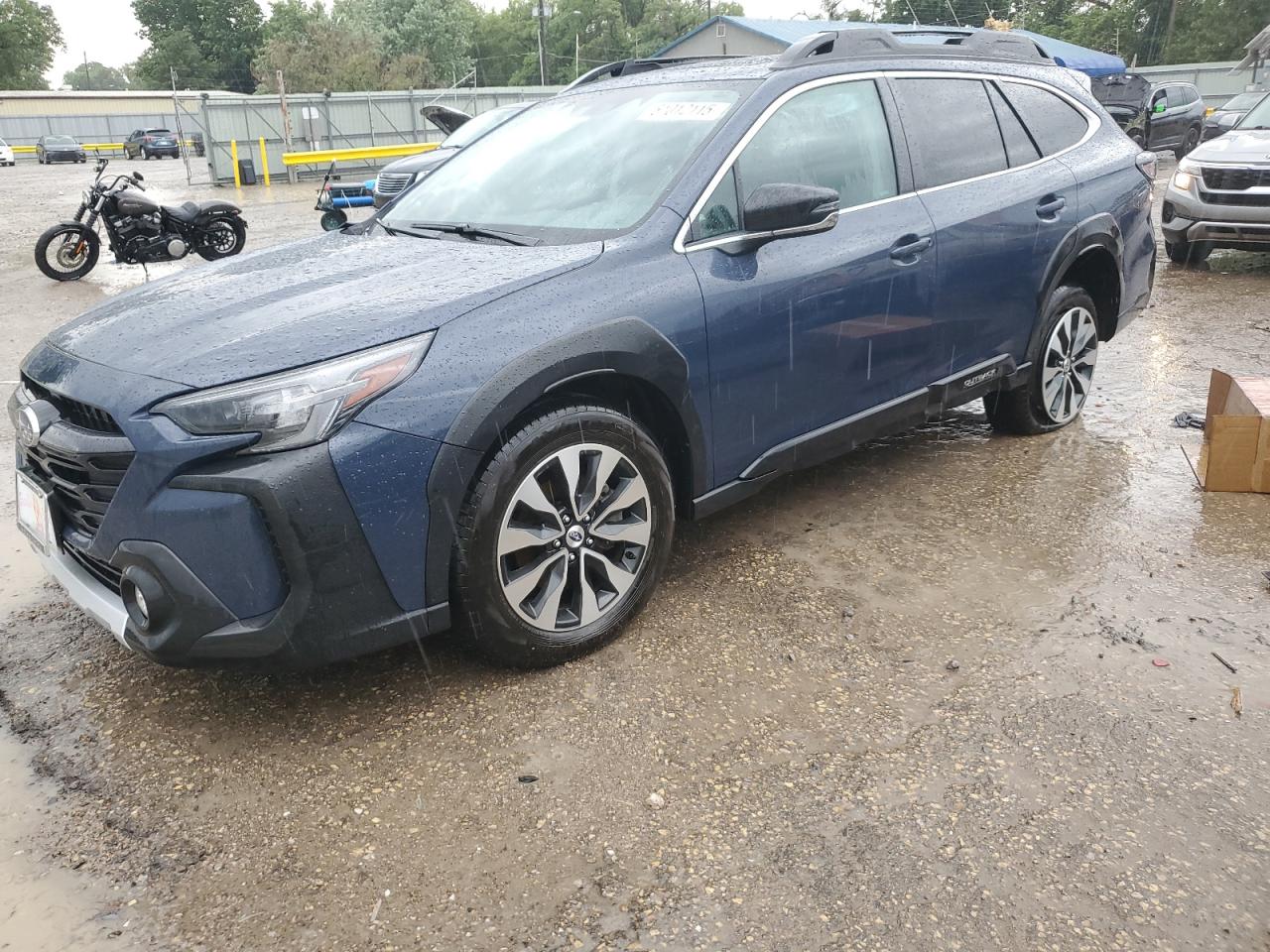 SUBARU OUTBACK LIMITED