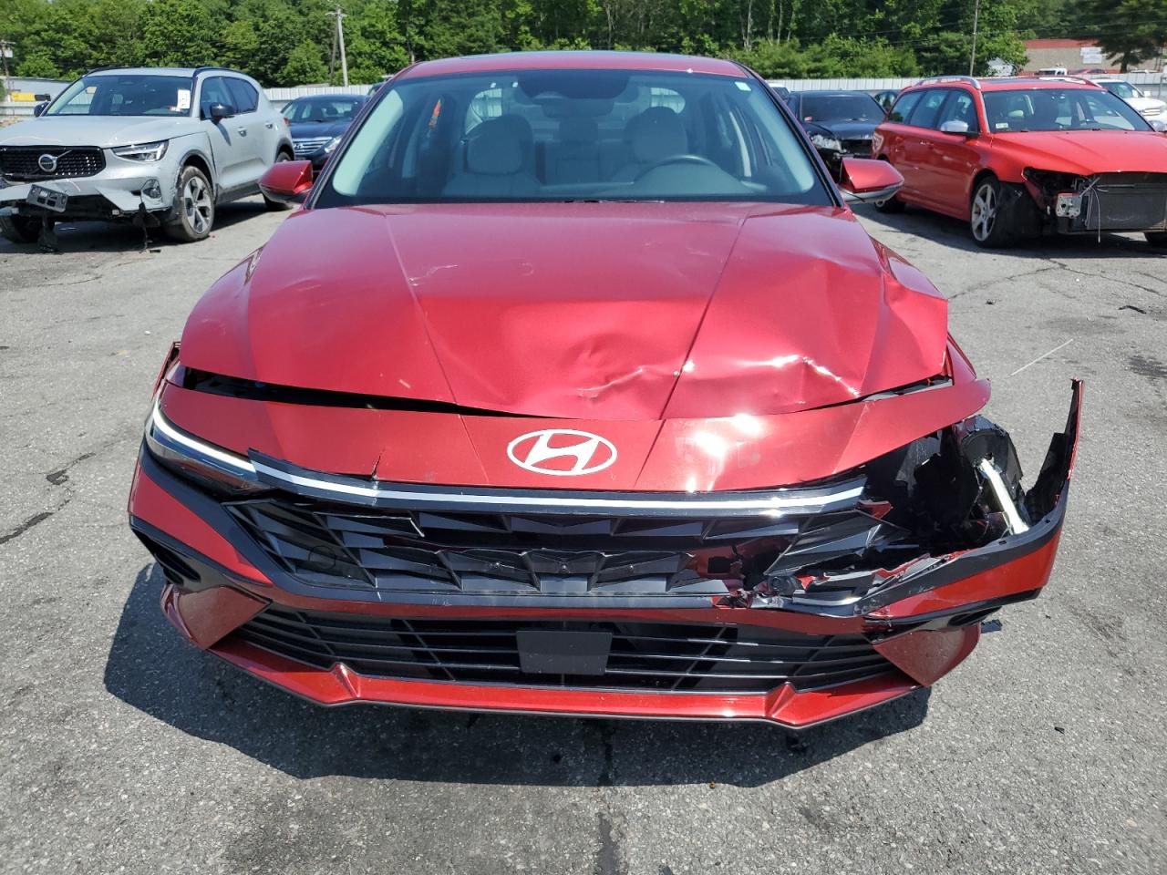 HYUNDAI ELANTRA LIMITED