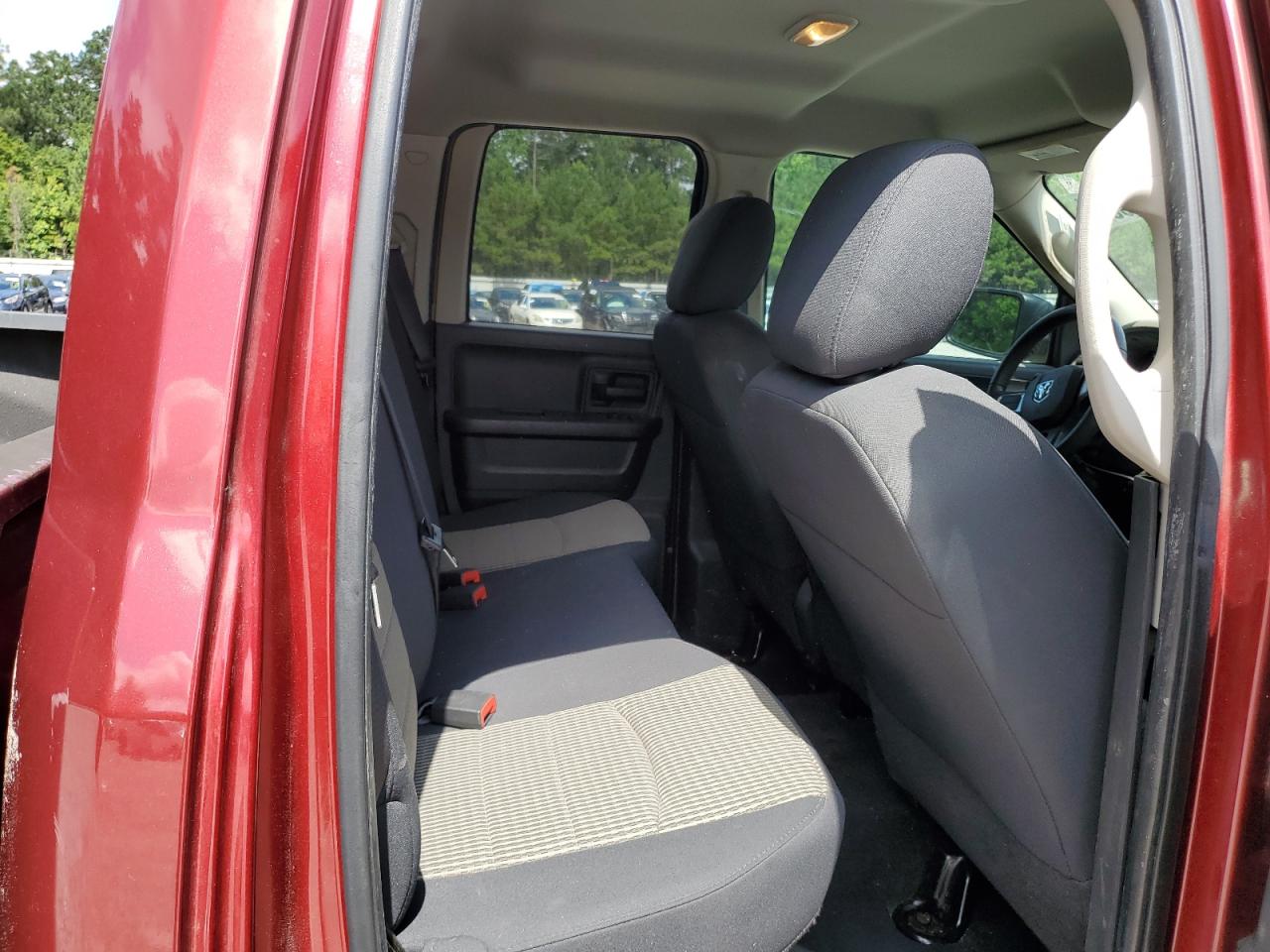 Dodge Ram 1500 2011