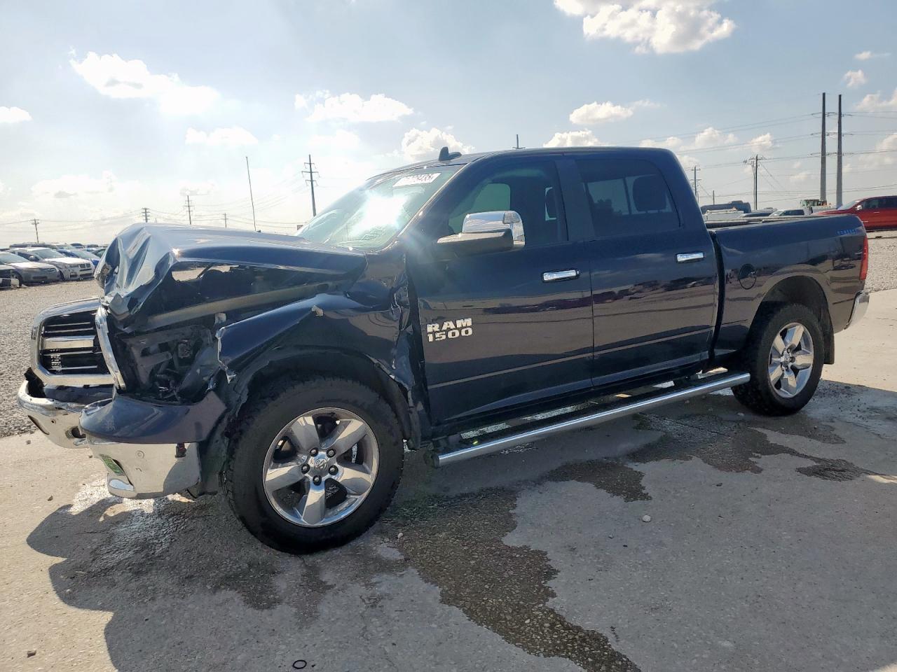 RAM 1500 SLT