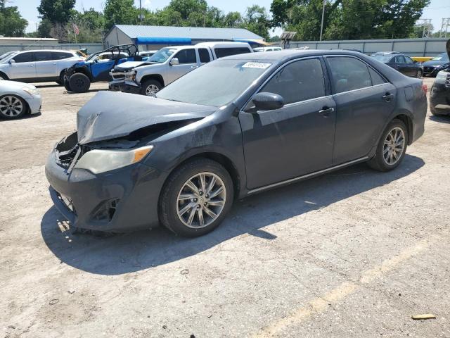 TOYOTA CAMRY BASE