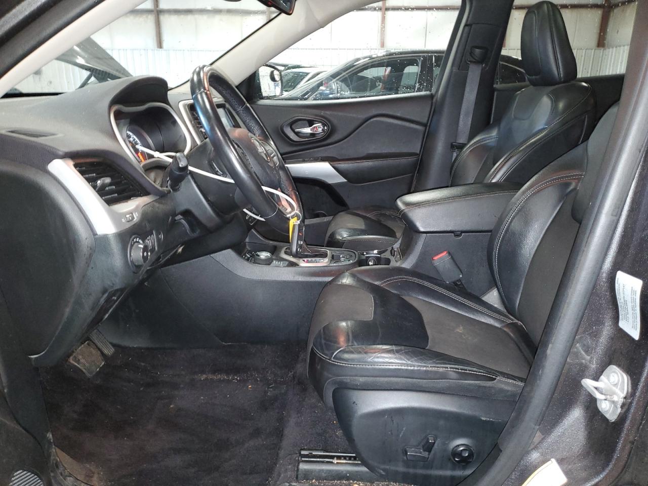 JEEP GRAND CHEROKEE LATITUDE PLUS