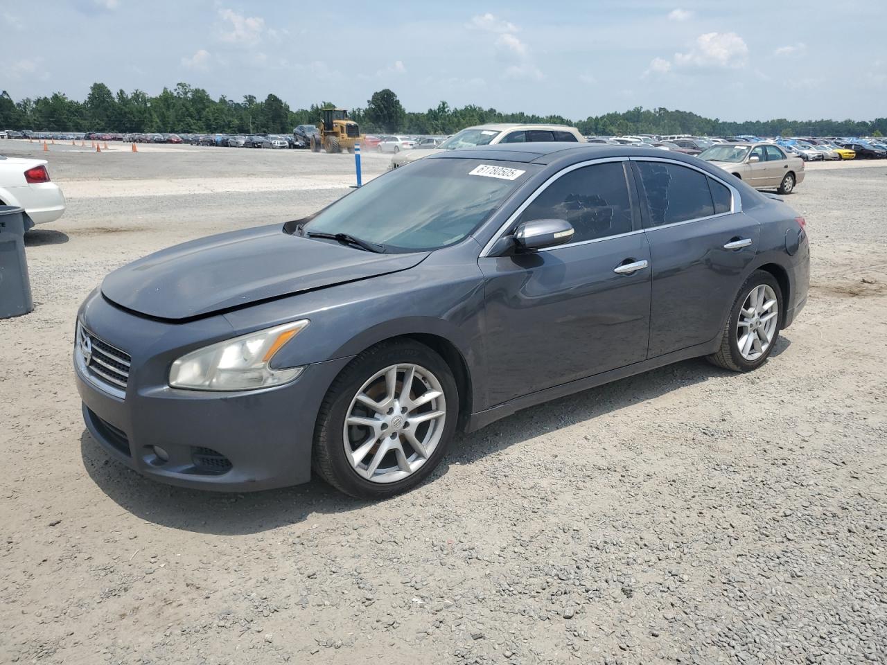 NISSAN MAXIMA S