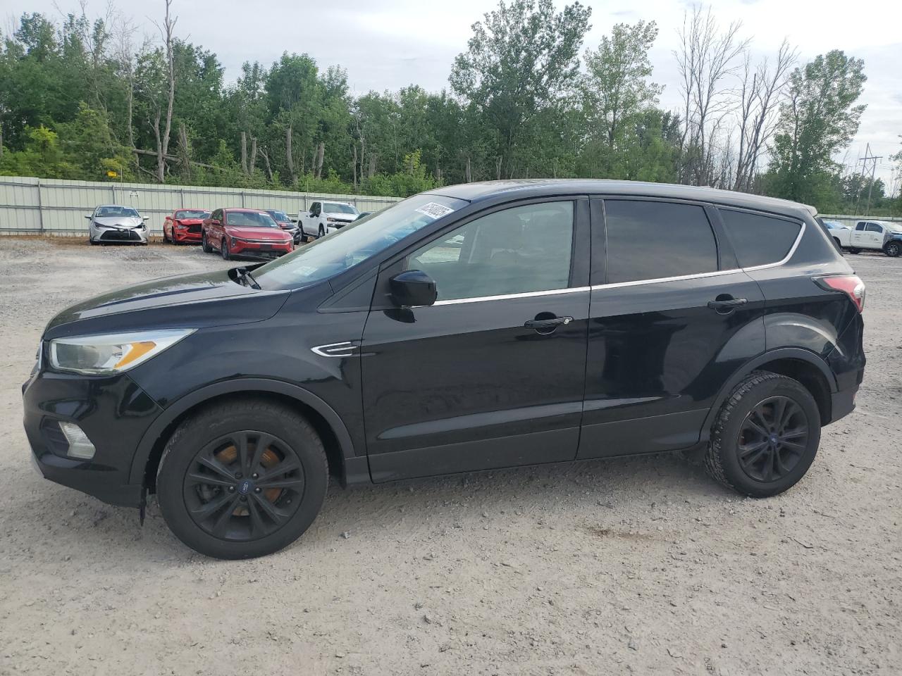 FORD ESCAPE SE