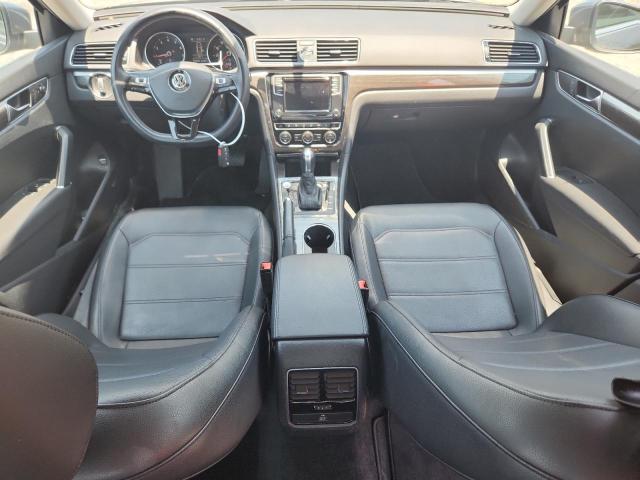 2017 VOLKSWAGEN PASSAT SE - 1VWBT7A32HC019903