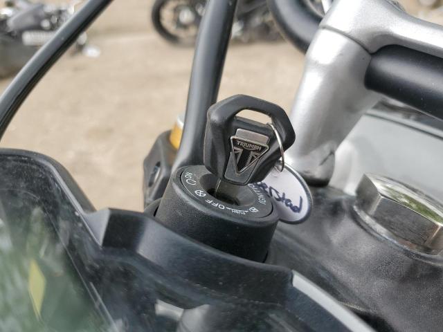 2024 TRIUMPH MOTORCYCLE SCRAMBLER - SMTT147Y2RNA10580