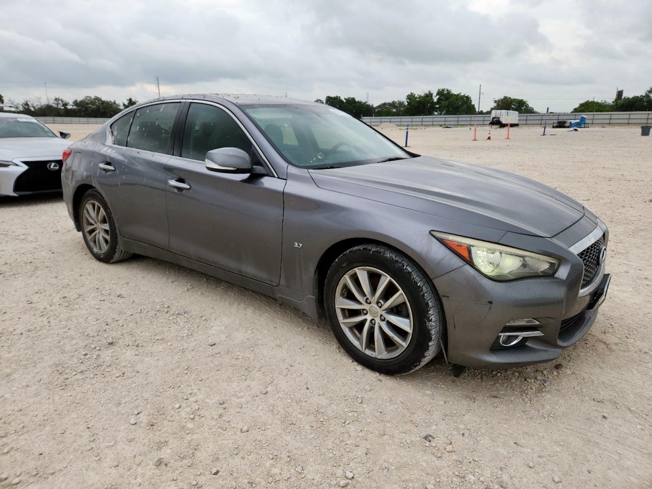 INFINITI Q50 2015