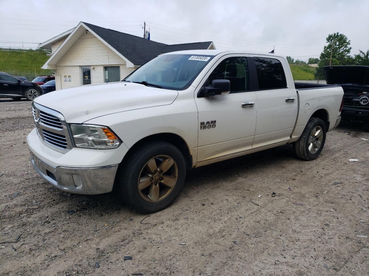 RAM 1500 SLT