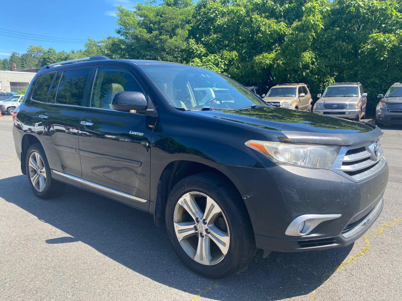 TOYOTA HIGHLANDER LIMITED