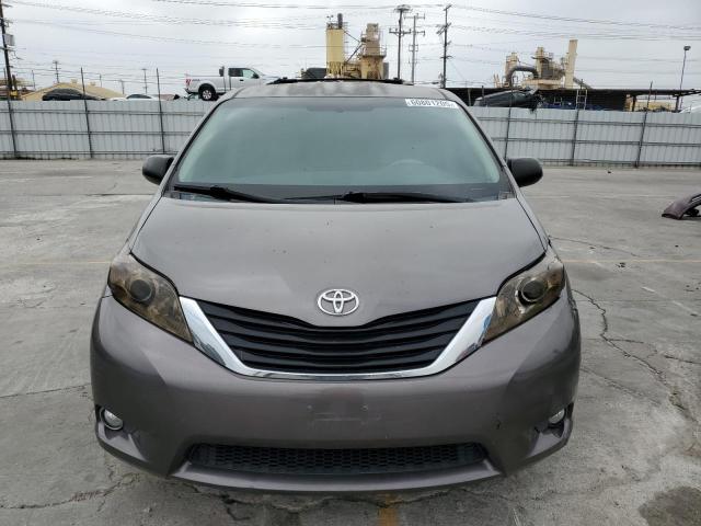 2011 TOYOTA SIENNA - 5TDZK3DC1BS148794