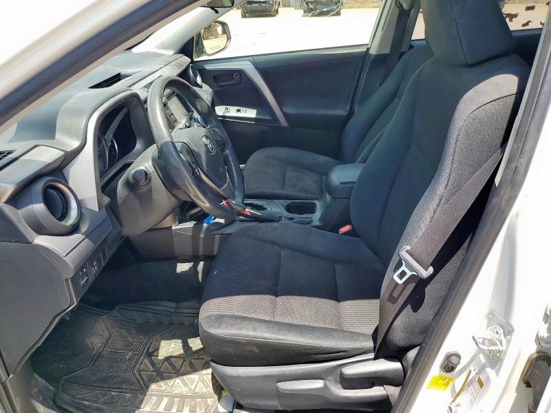 2016 TOYOTA RAV4 LE - JTMZFREV4GJ091017