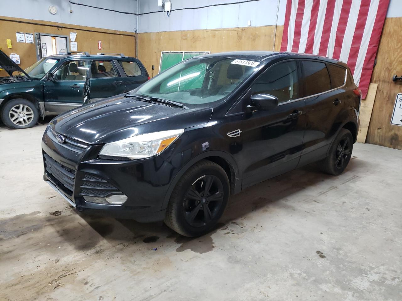 FORD ESCAPE SE