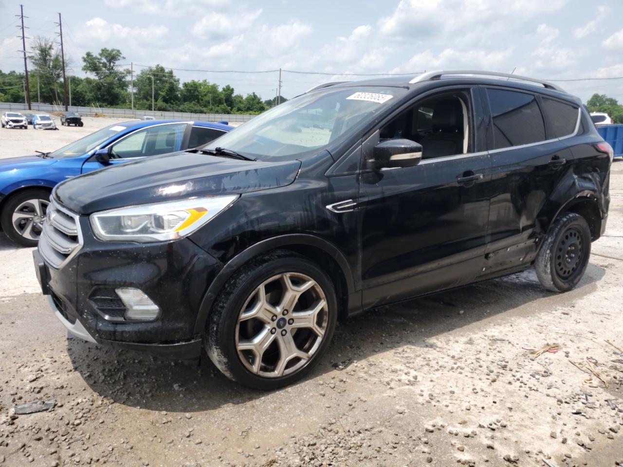 FORD ESCAPE TITANIUM