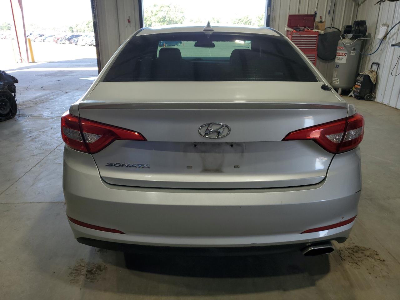 Lot #3216099086 2015 HYUNDAI SONATA SE