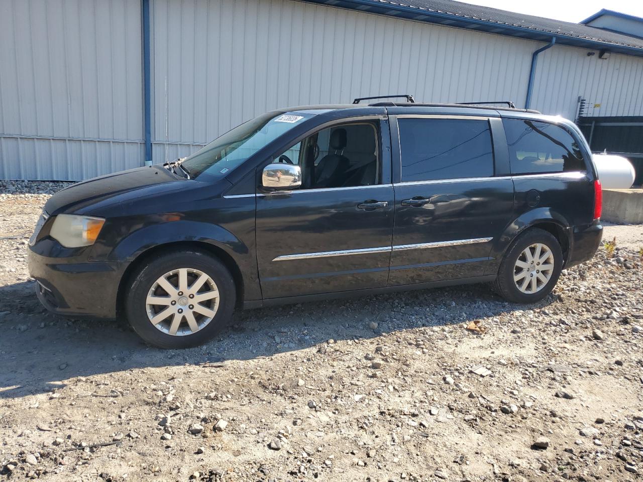 CHRYSLER TOWN & COUNTRY TOURING L