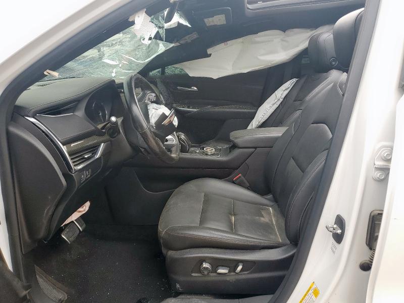 2019 CADILLAC XT4 SPORT 1GYFZER47KF109701