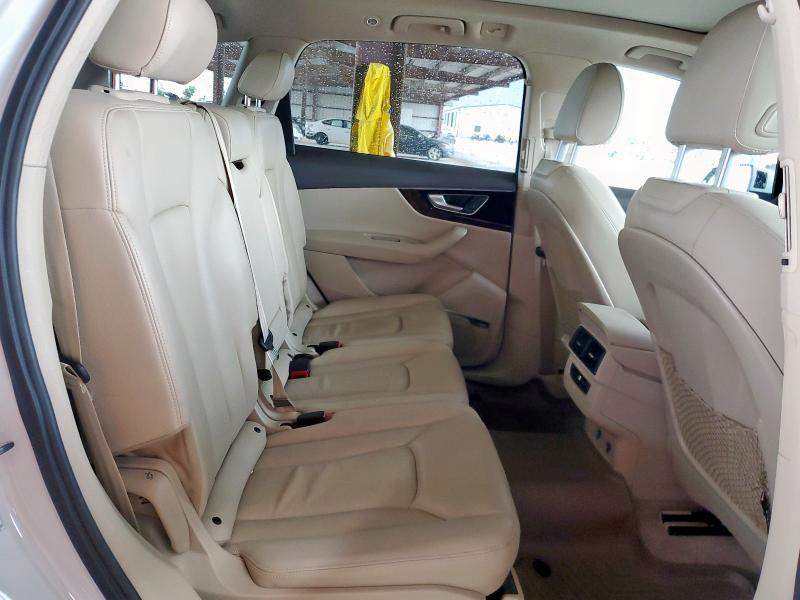 2018 AUDI Q7 PREMIUM WA1LAAF72JD021182