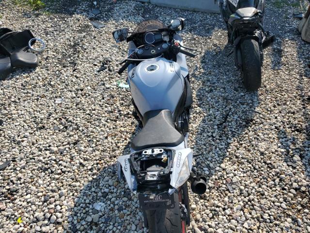 2023 SUZUKI GSX-R600 JS1GN7FA5P7100521