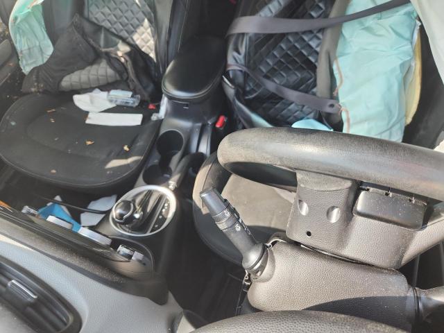 2016 KIA SOUL + KNDJP3A59G7307017