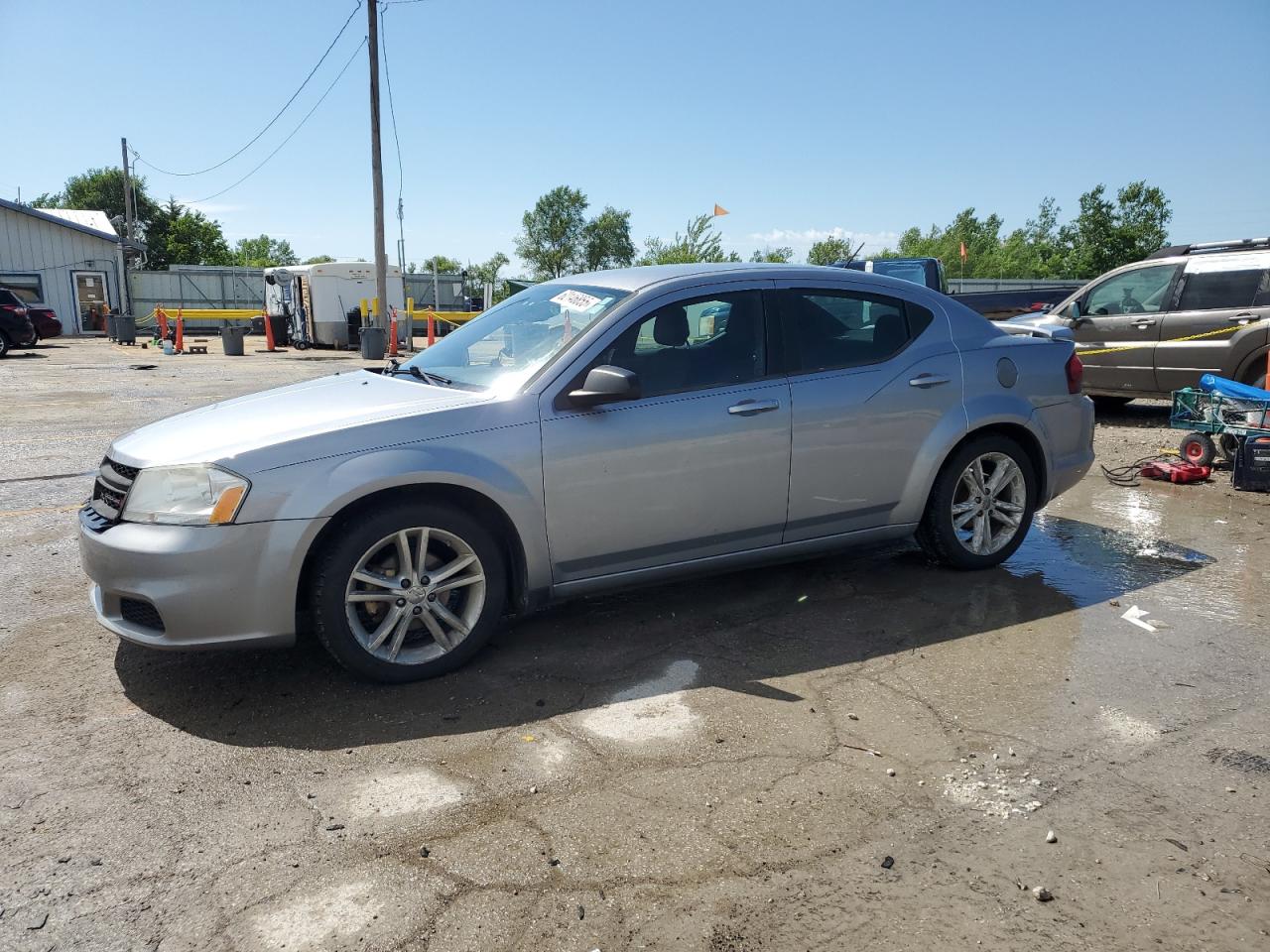DODGE AVENGER SE
