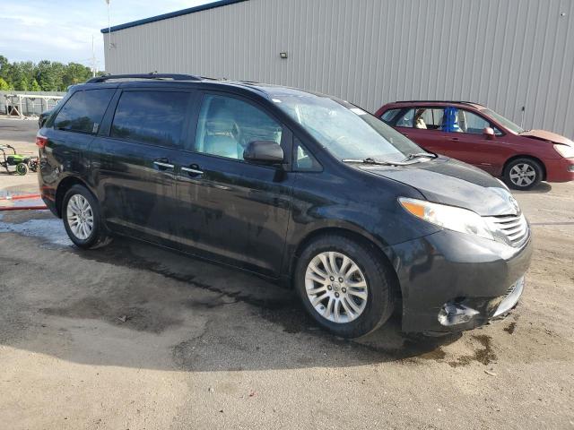 2017 TOYOTA SIENNA XLE 5TDYZ3DC3HS840488