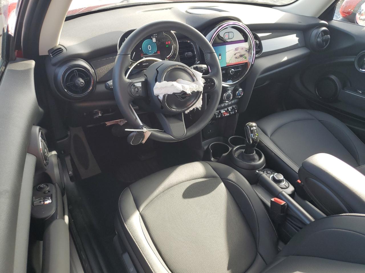Mini Cooper 2024