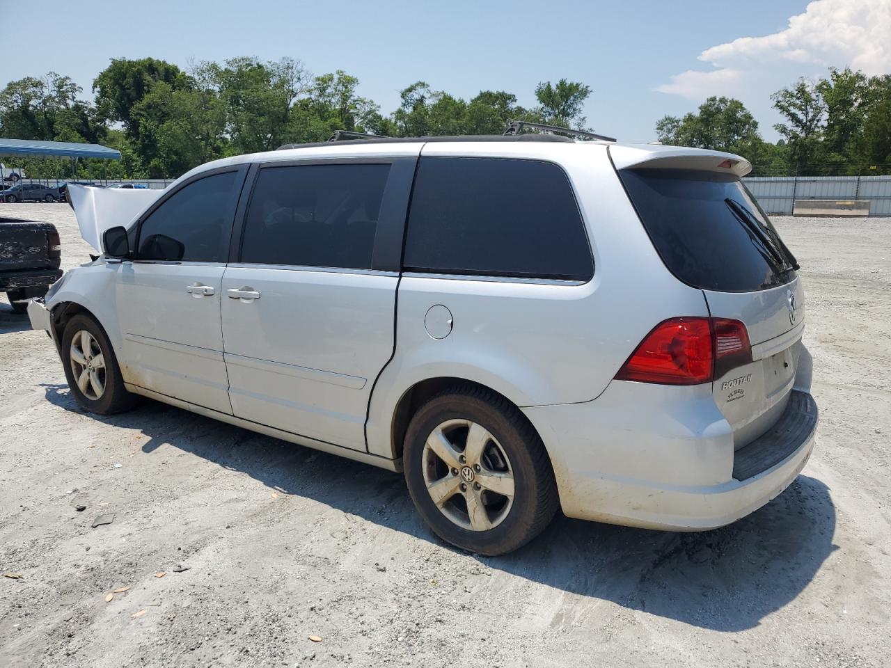VOLKSWAGEN ROUTAN SE