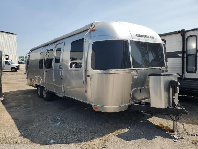 airstream FLYINCLOUD
