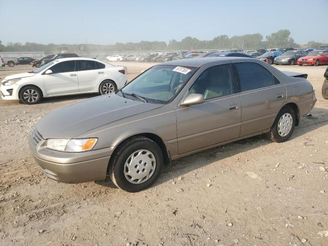 TOYOTA CAMRY CE