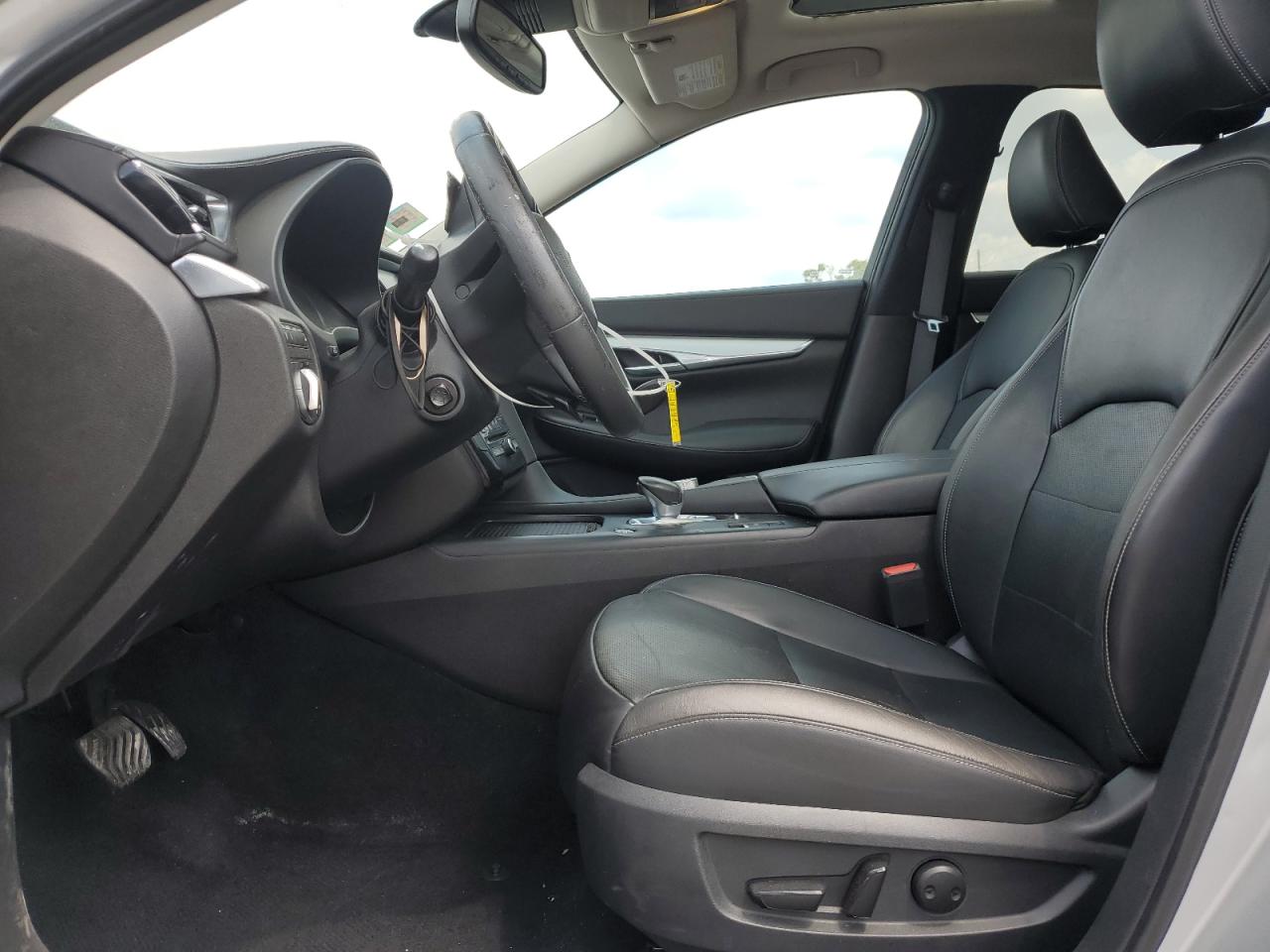 INFINITI QX50 ESSENTIAL