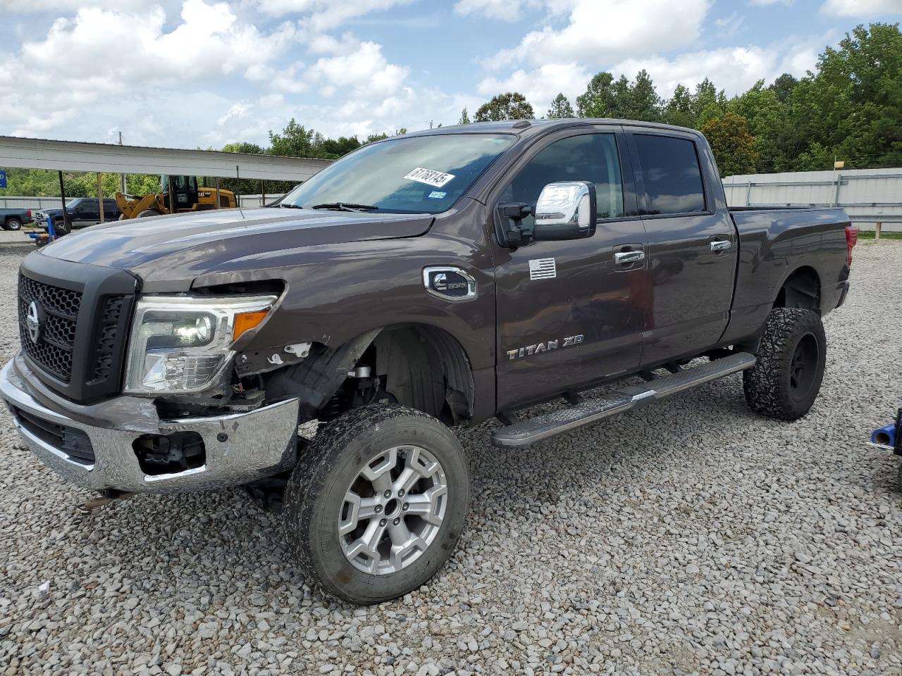 NISSAN TITAN SL