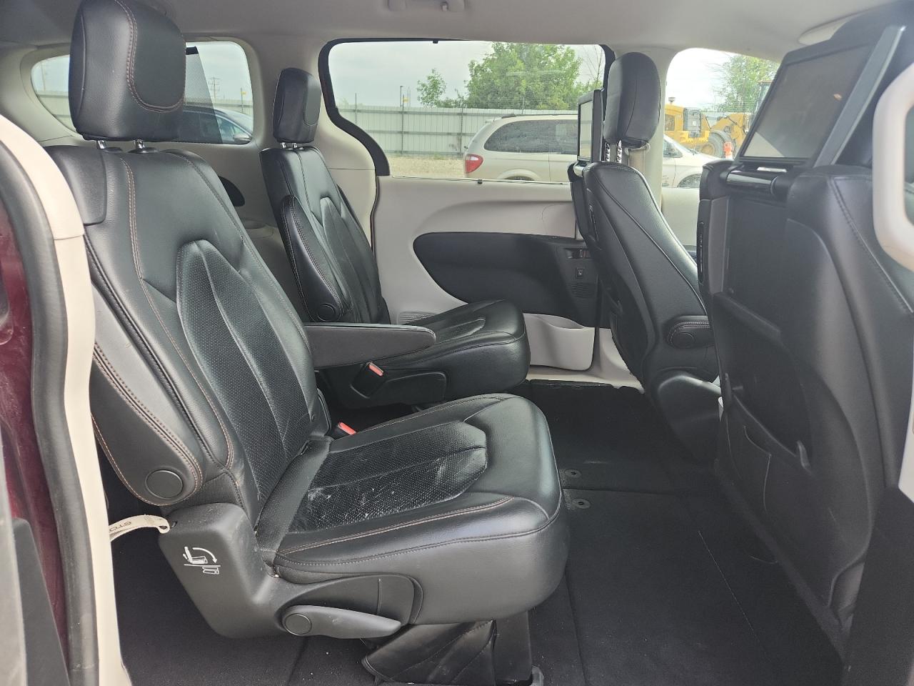 CHRYSLER PACIFICA TOURING L PLUS