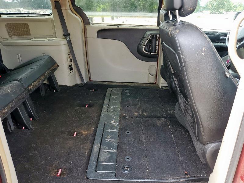 2016 CHRYSLER TOWN & COU 2C4RC1CG4GR200389