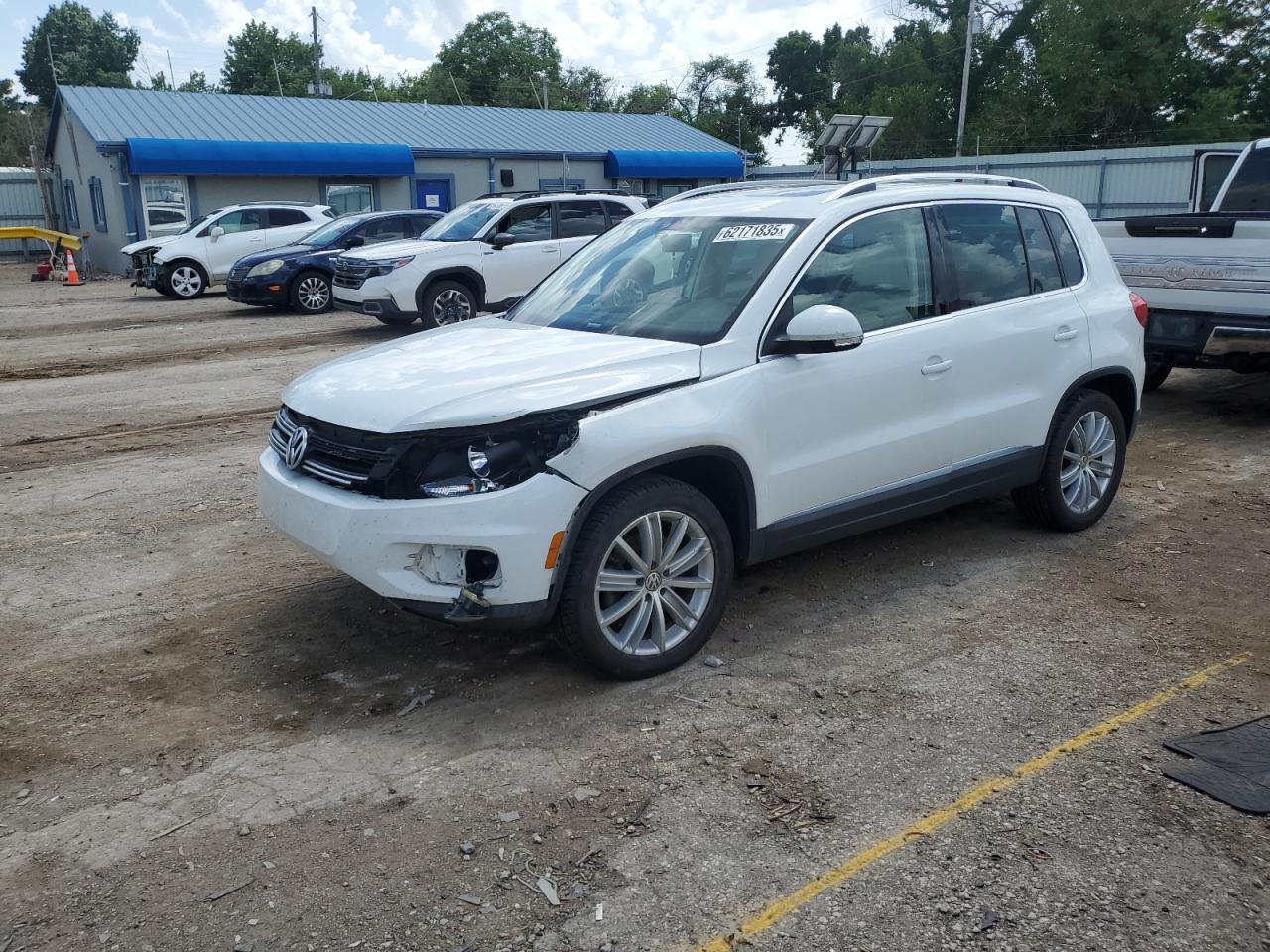 VOLKSWAGEN TIGUAN S