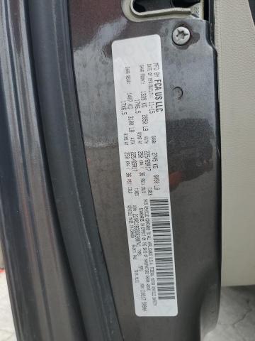 2016 CHRYSLER TOWN & COU - 2C4RC1BG8GR208741