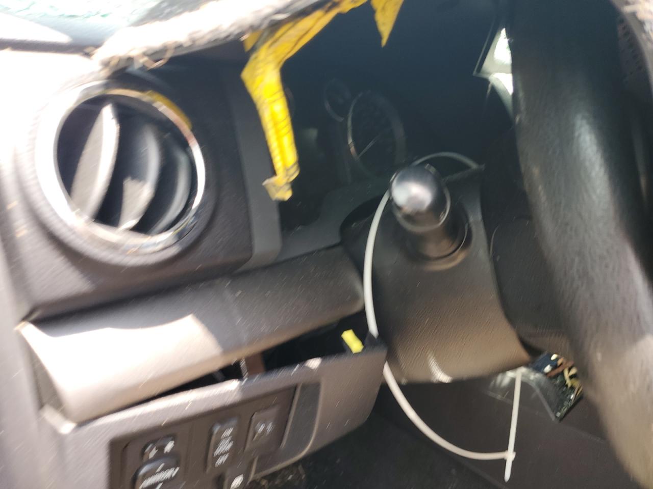 TOYOTA TUNDRA CREWMAX SR5