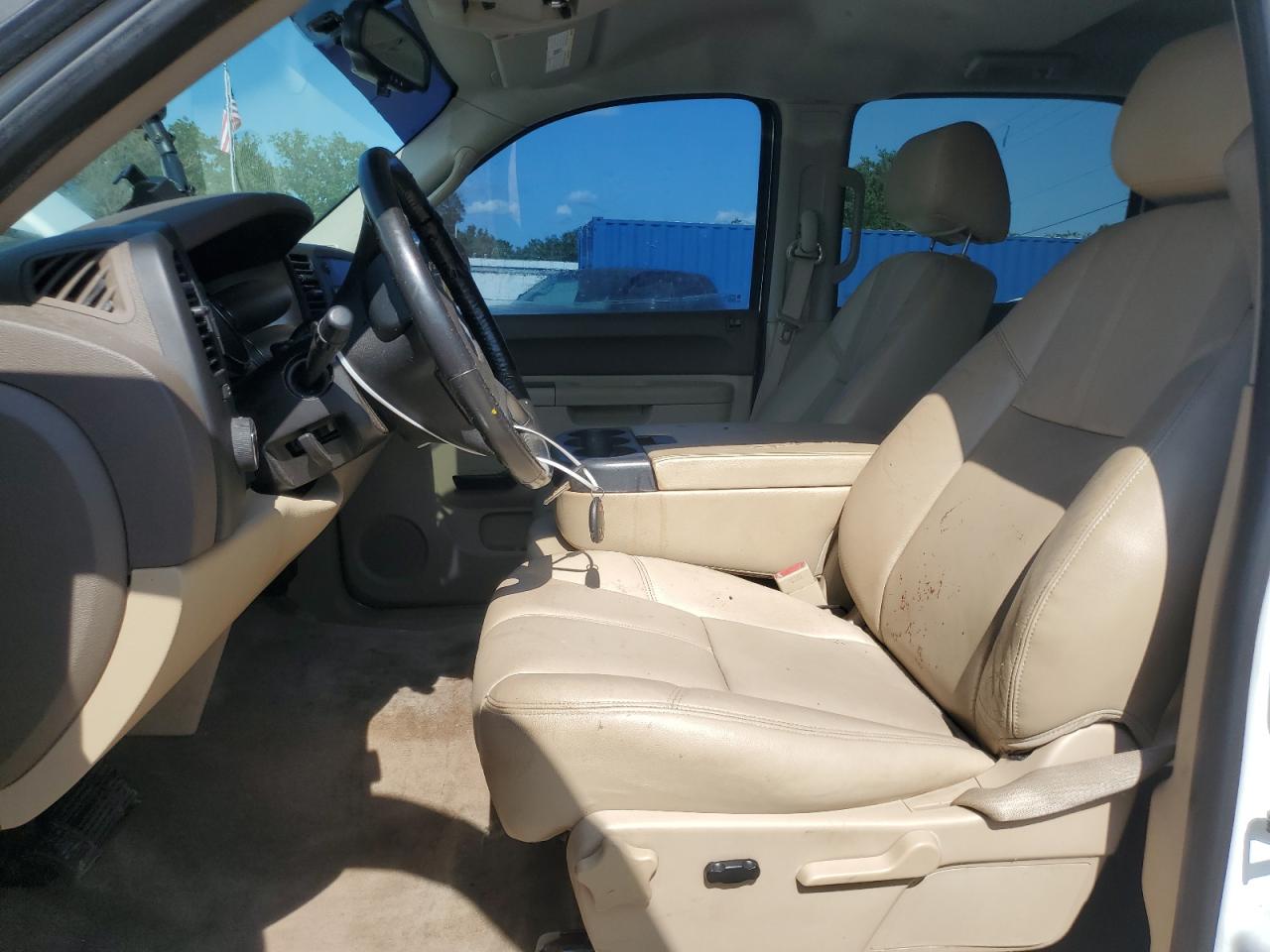 CHEVROLET SILVERADO C1500 LT