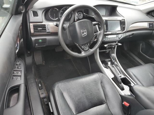 2017 HONDA 1100 1HGCR2F86HA193354