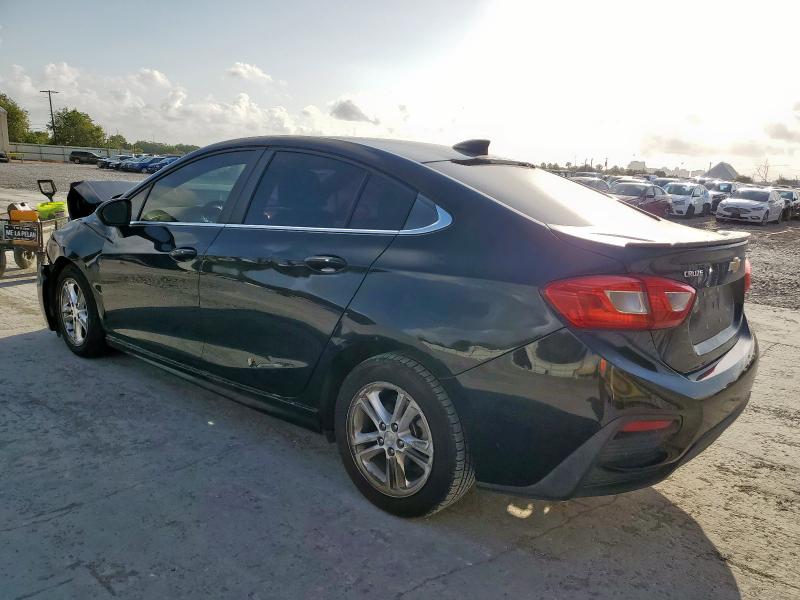 Vin: 1g1be5sm8j7122727, lot: 59736615, chevrolet cruze lt 20182