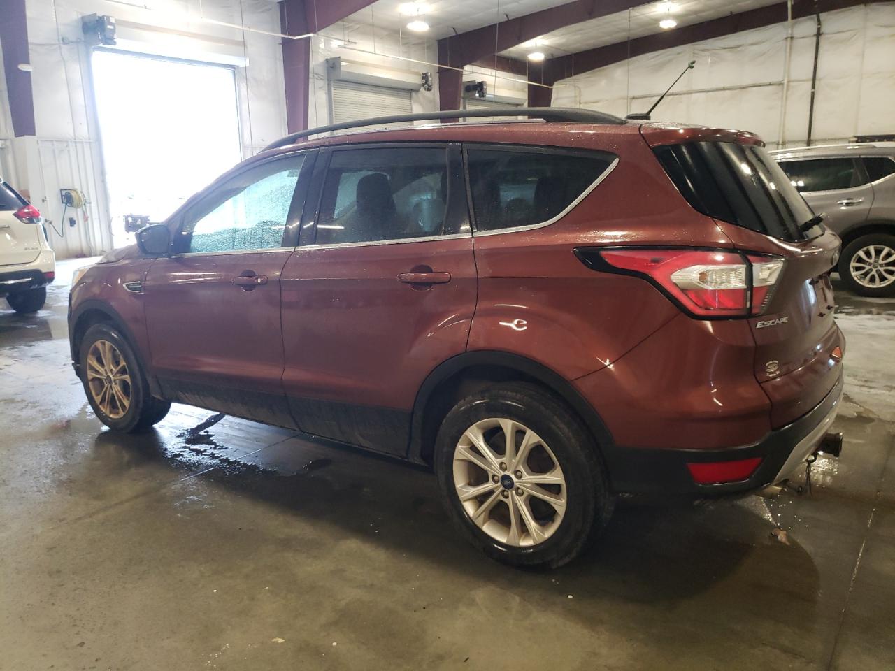 FORD ESCAPE SE