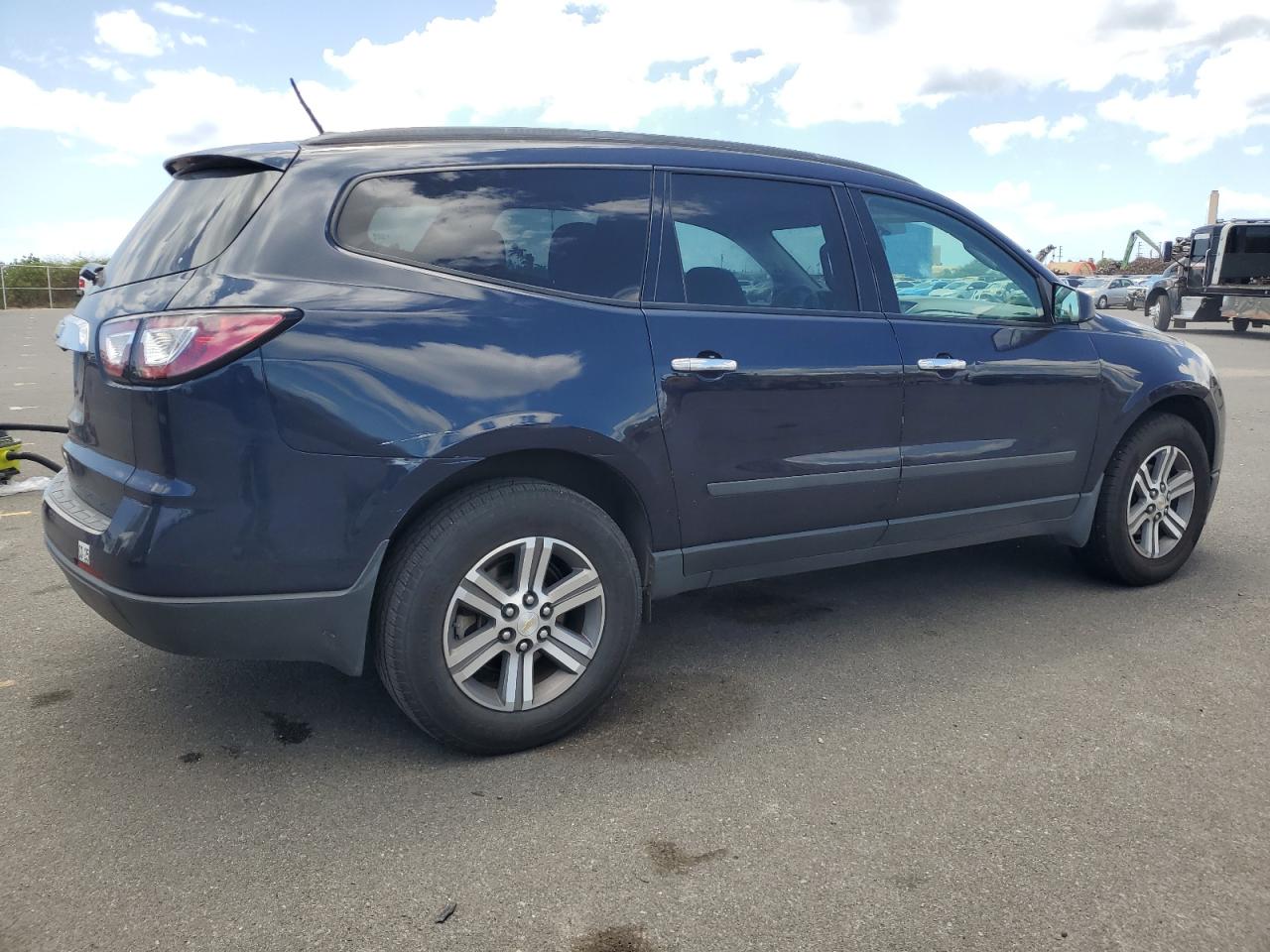 CHEVROLET TRAVERSE LS