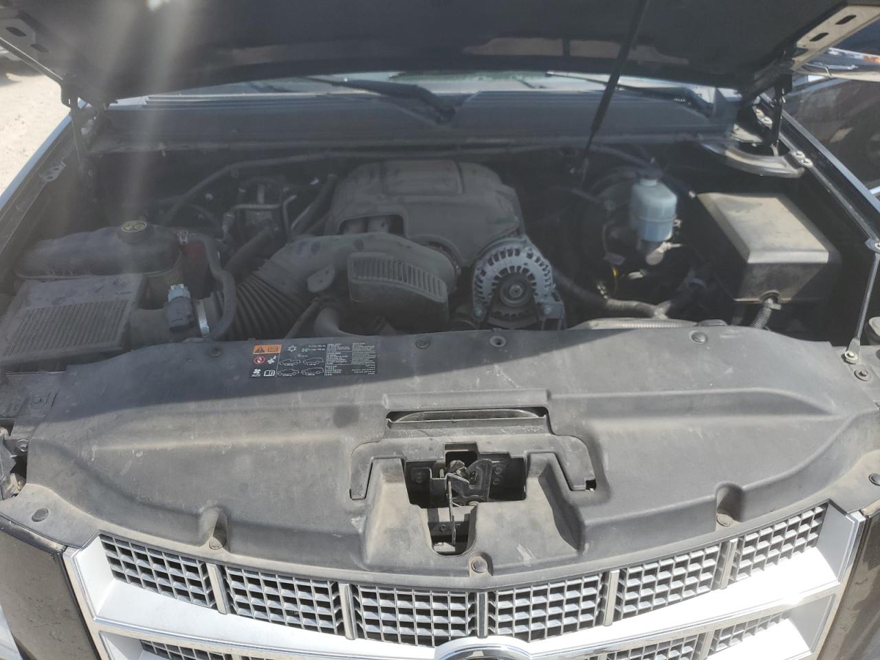 CADILLAC ESCALADE ESV PLATINUM