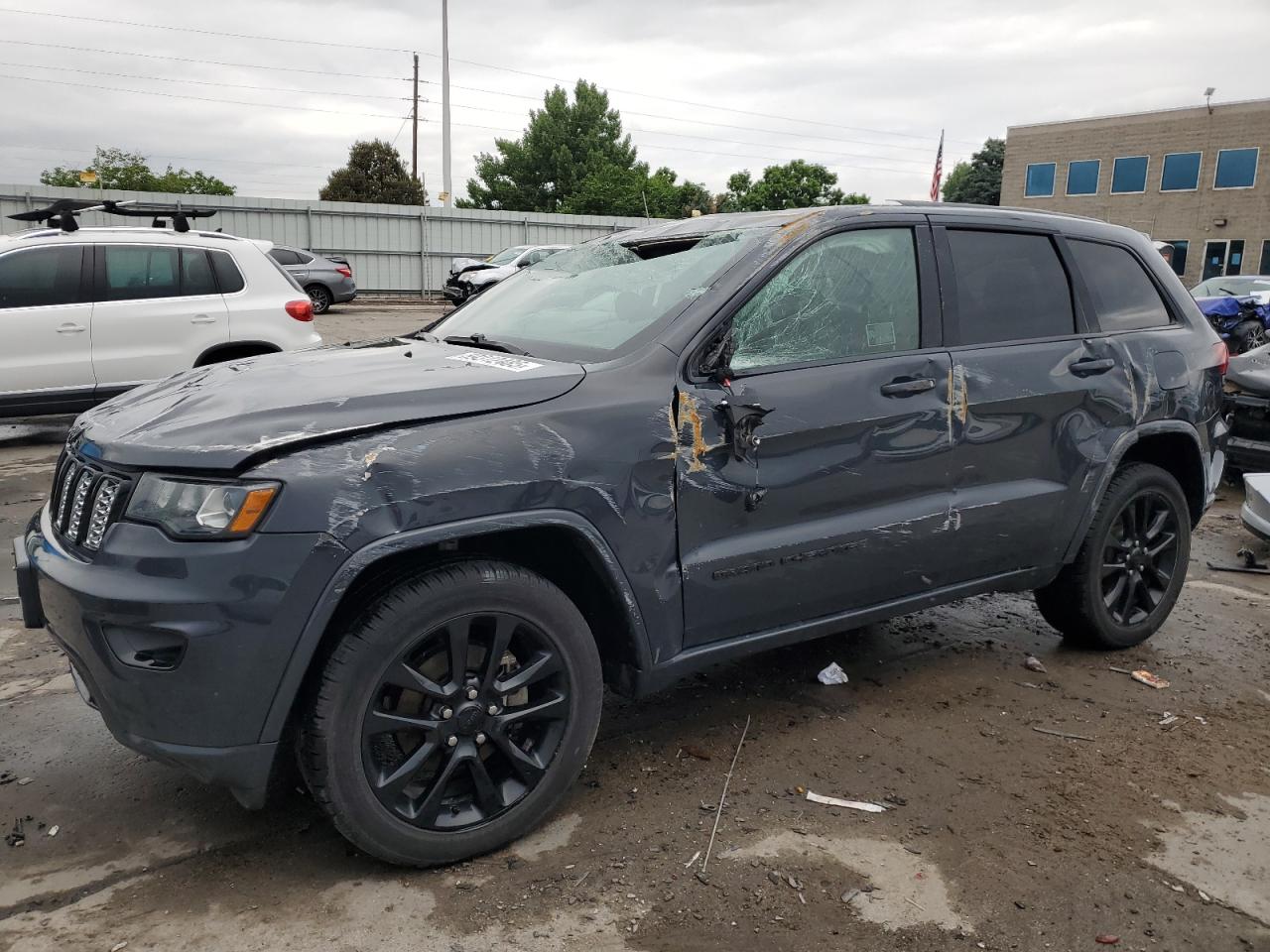 JEEP GRAND CHEROKEE LAREDO