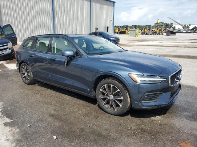 Vin: yv1102ek8k1337288, lot: 59759465, volvo v60 t5 momentum 20194