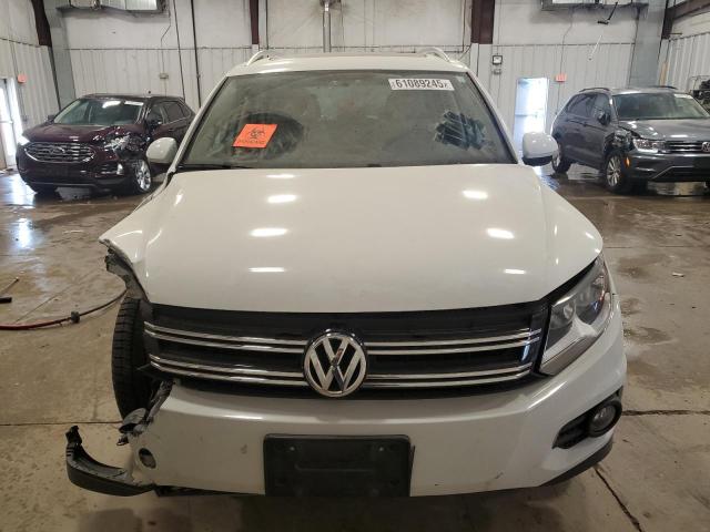 2015 VOLKSWAGEN TIGUAN S - WVGBV7AX0FW520876
