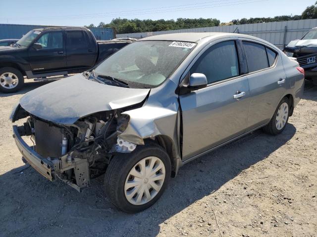 NISSAN VERSA S