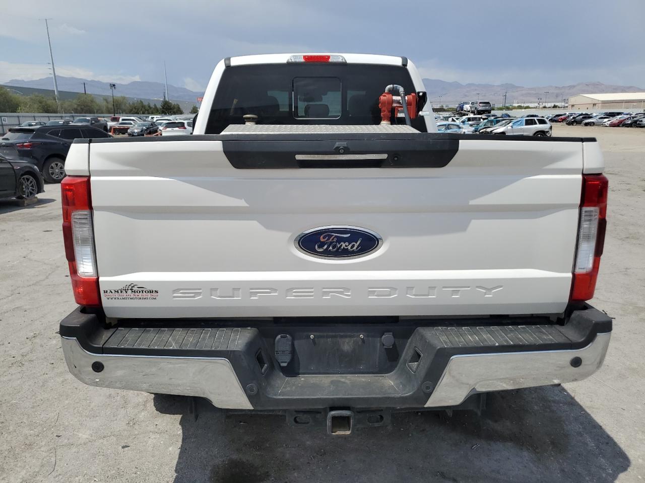 FORD F-250 SUPER DUTY