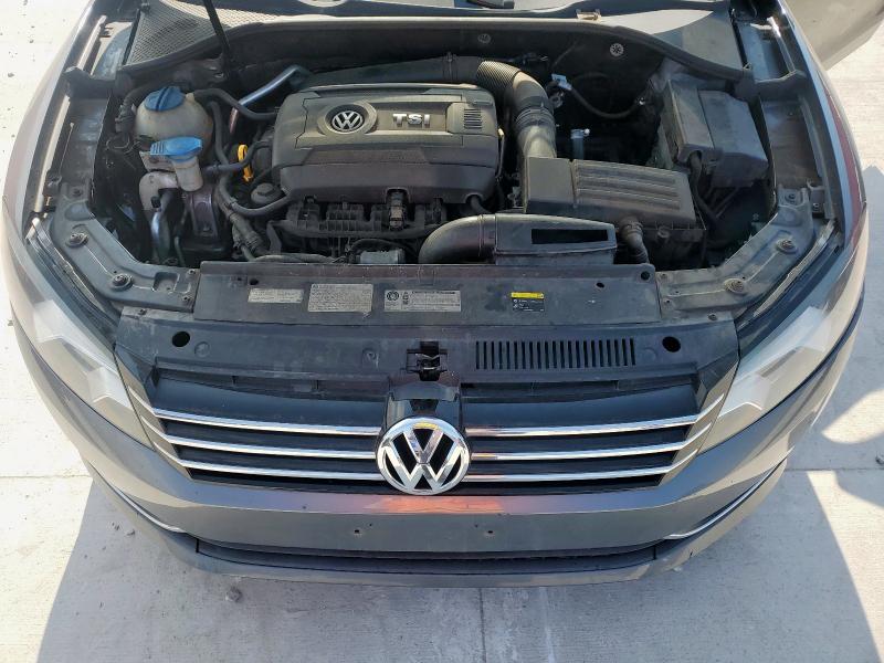 2015 VOLKSWAGEN PASSAT S - 1VWAT7A33FC002598